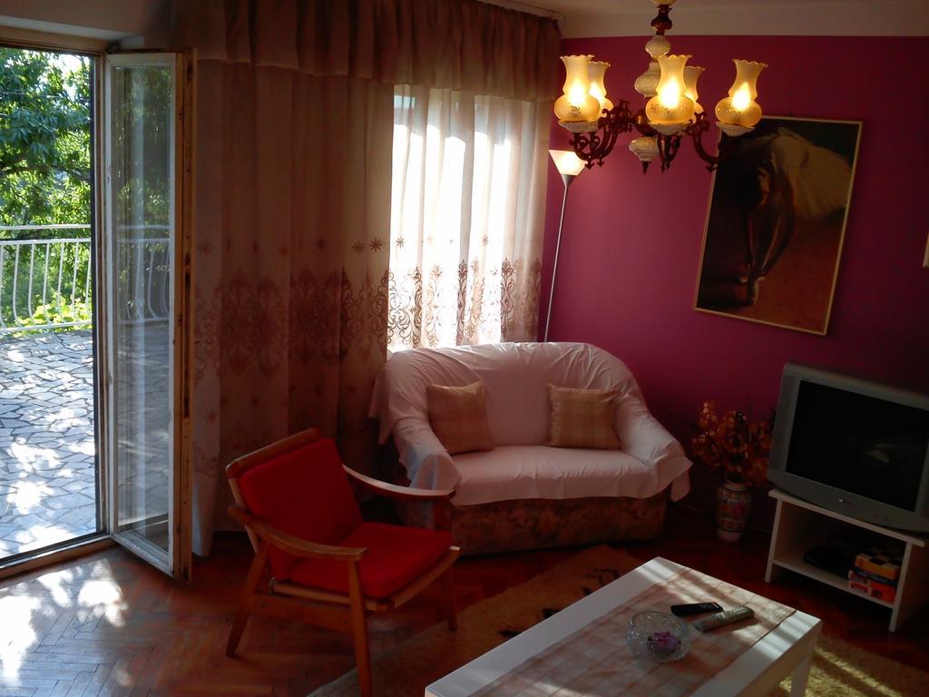 Tomislav Apartment *
